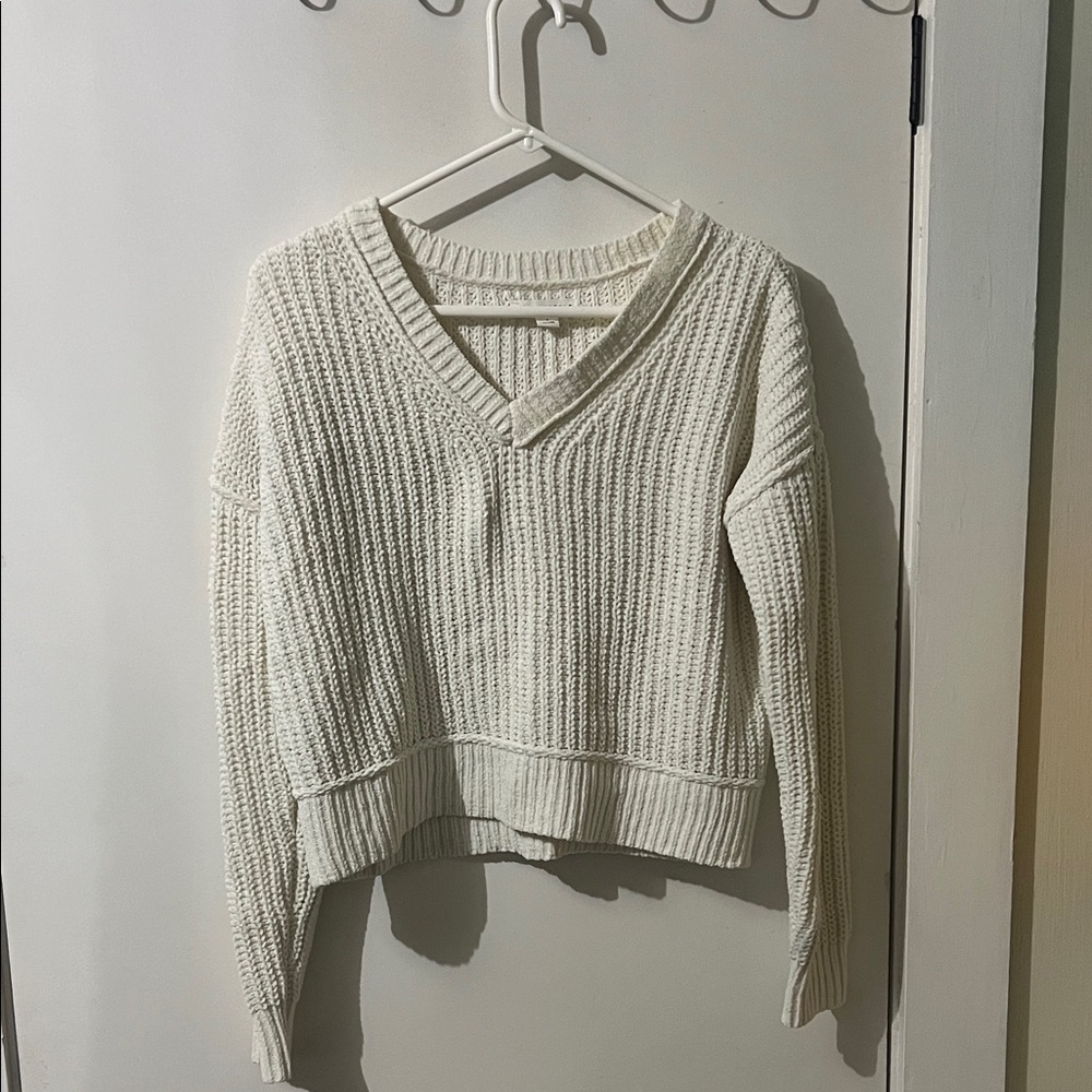 Aeropostale Off-White V-Neck Sweater